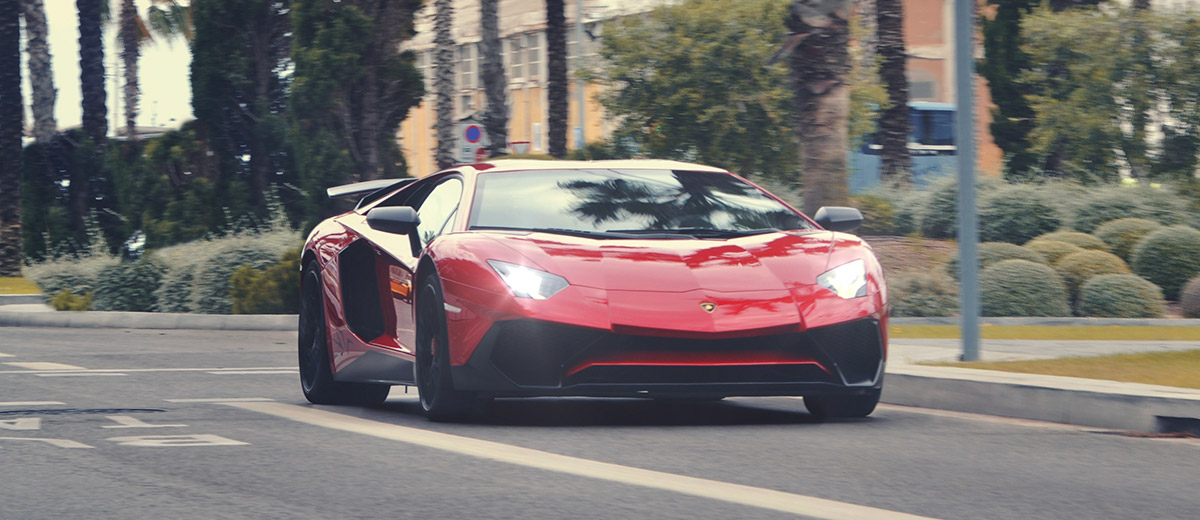 Los Lamborghini Aventador SV conquistan Barcelona